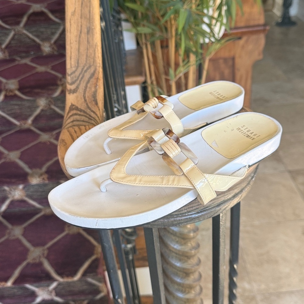 STUART WEITZMAN ladies, summer sandal, preowned good condition size 7 1/2